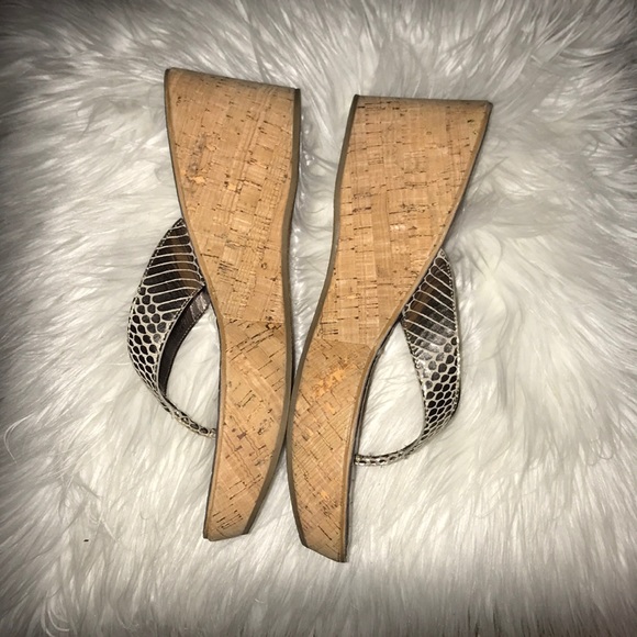 Sam Edelman gold sandal - Picture 4 of 7